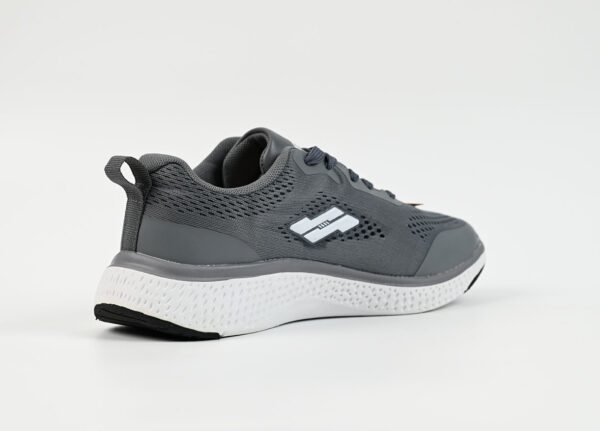 strike 004 - Image 4